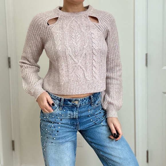 Cut Out Marled Knit Cable Pattern Crew Neck Pullover - Picture 3 of 8